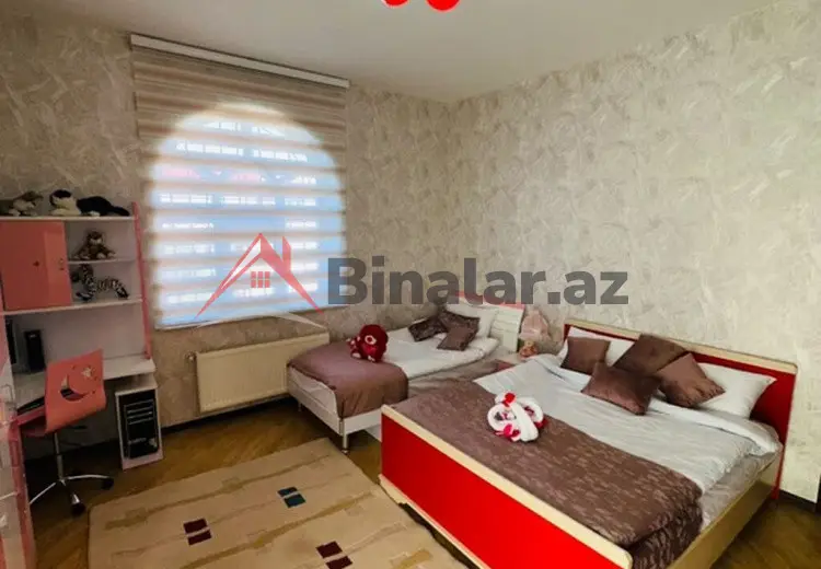 6 otaqlı mənzil Satılır, Quba