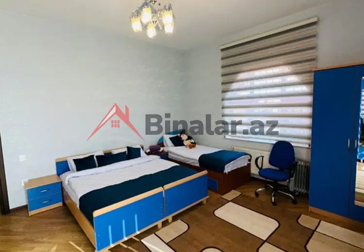 6 otaqlı mənzil Satılır, Quba
