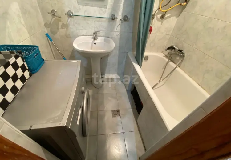 3 otaqlı mənzil , Bakı