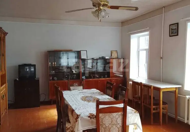 6 otaqlı mənzil , Zaqatala