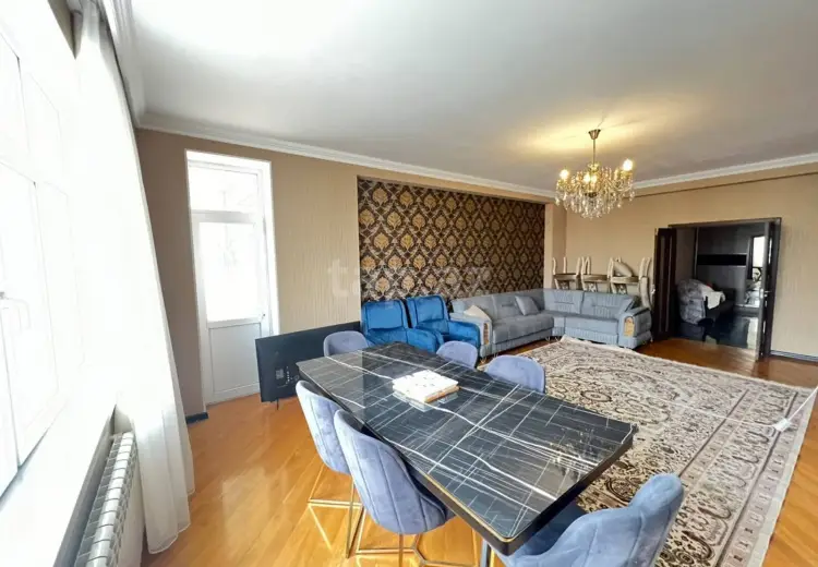 3 otaqlı mənzil , Bakı
