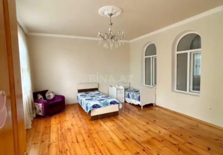 5 otaqlı mənzil Satılır, Gəncə
