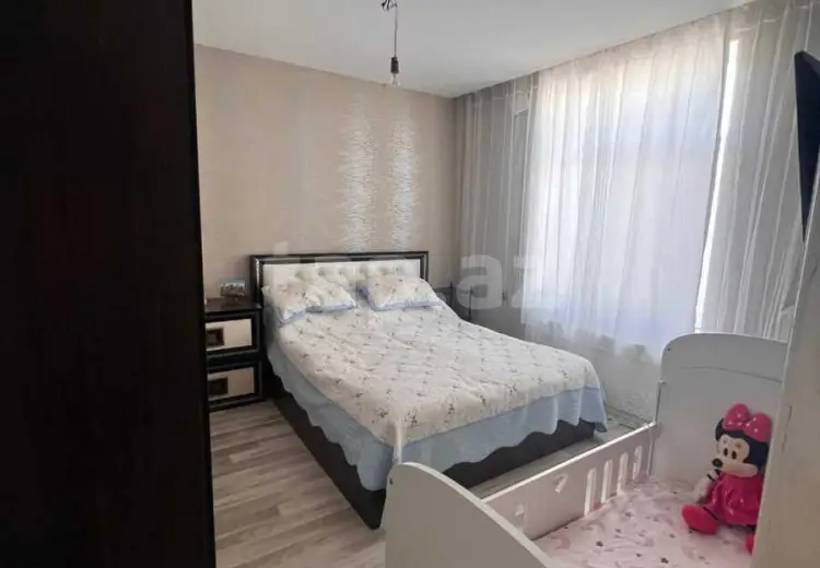 4 otaqlı mənzil , Bakı