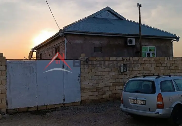 4 otaqlı mənzil Satılır, Şirvan