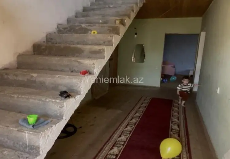 105 000 AZN - 6 otaqlı mənzil Satılır, Saray, Abşeron