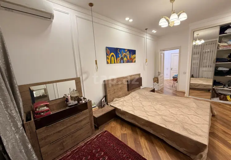 4 otaqlı mənzil , Bakı