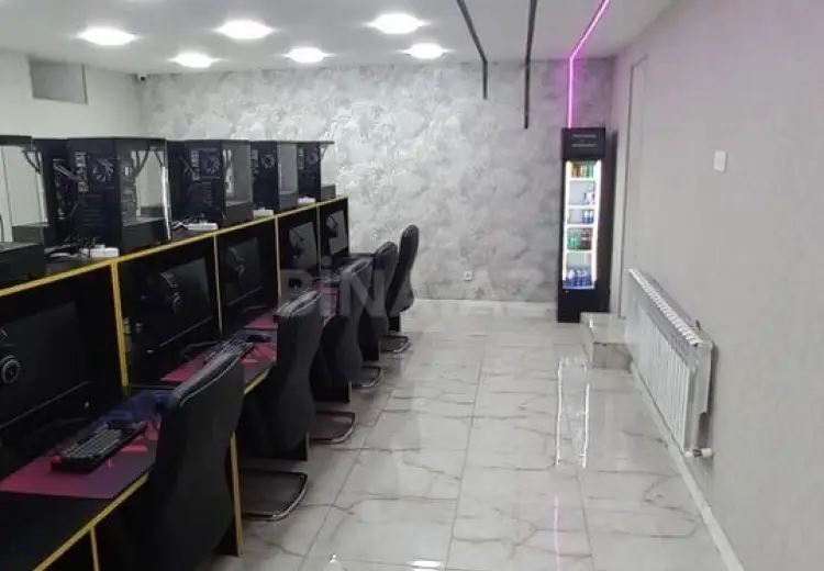 101 m² Obyekt / Ofis Satılır, Laçın