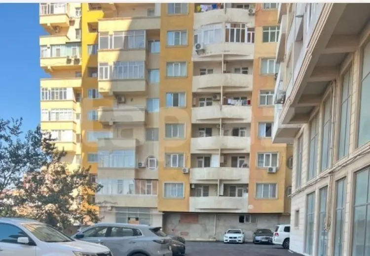 3 otaqlı mənzil , Bakı