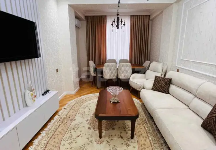3 otaqlı mənzil , Bakı