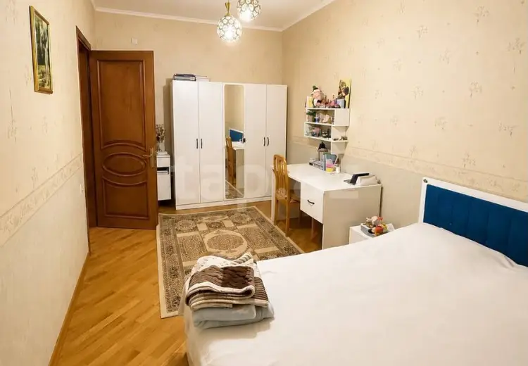 3 otaqlı mənzil , Bakı