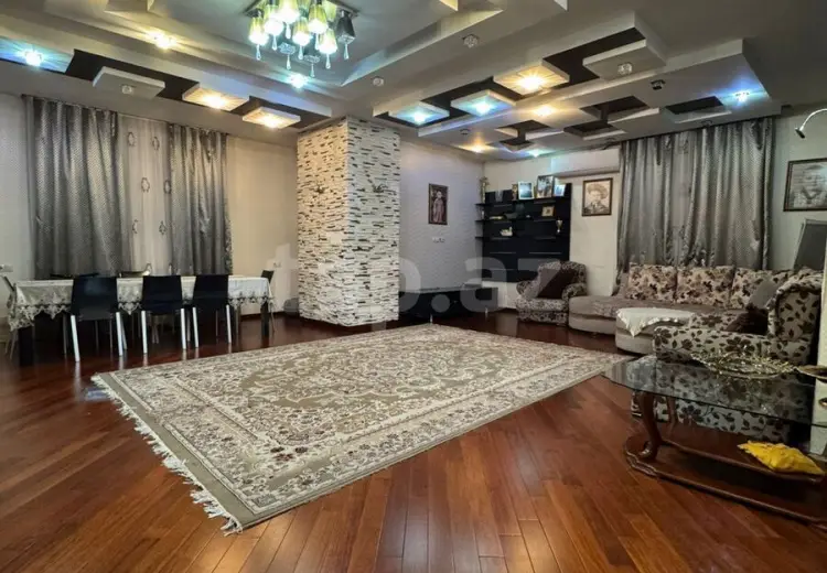 4 otaqlı mənzil , Bakı