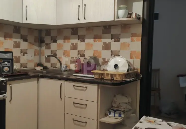 9 otaqlı mənzil , Bakı