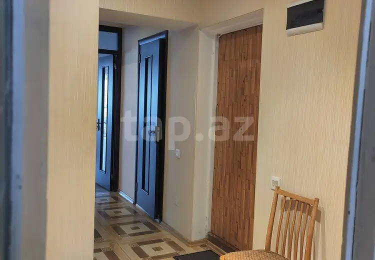 9 otaqlı mənzil , Bakı