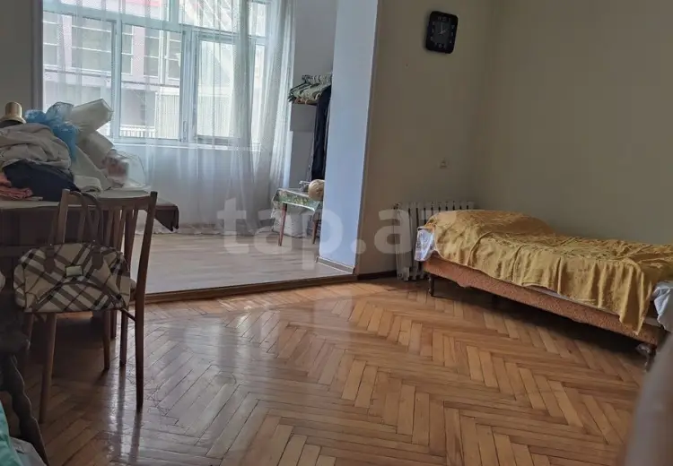 9 otaqlı mənzil , Bakı