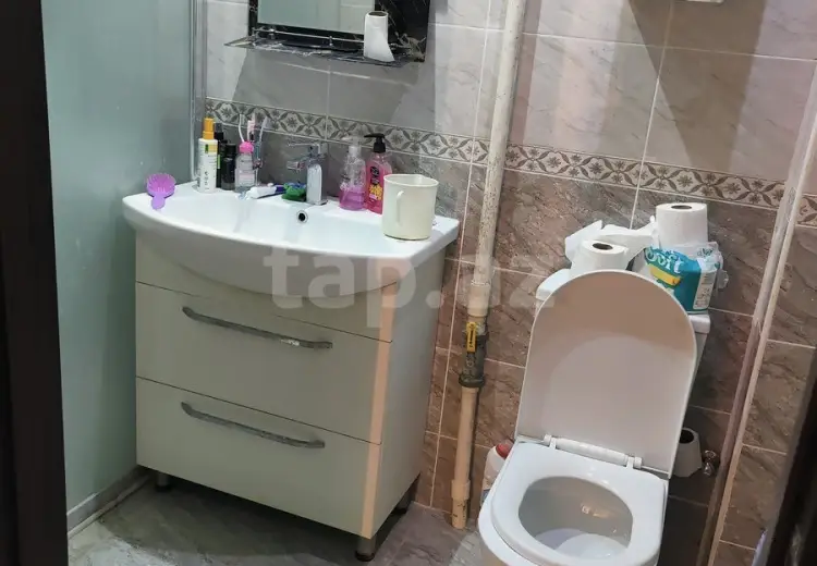 9 otaqlı mənzil , Bakı