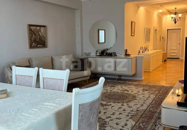 3 otaqlı mənzil , Bakı