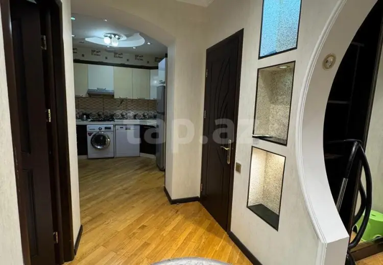 3 otaqlı mənzil , Bakı