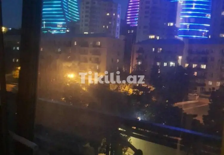 1 700 000 AZN - 4 otaqlı mənzil Satılır, İçəri şəhər, Səbail, Bakı