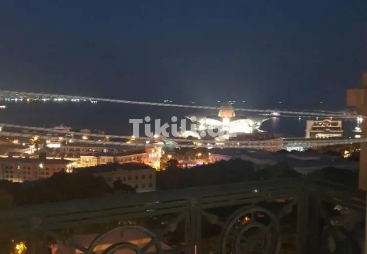 1 700 000 AZN - 4 otaqlı mənzil Satılır, İçəri şəhər, Səbail, Bakı