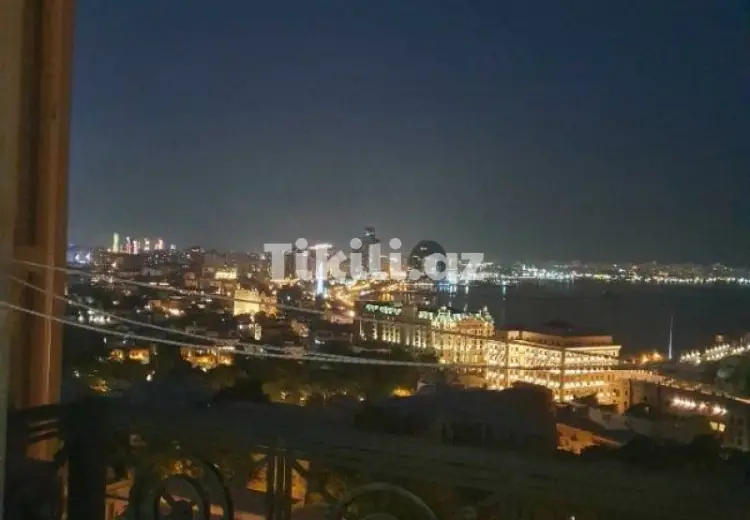 1 700 000 AZN - 4 otaqlı mənzil Satılır, İçəri şəhər, Səbail, Bakı