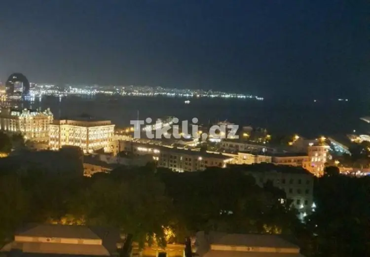 1 700 000 AZN - 4 otaqlı mənzil Satılır, İçəri şəhər, Səbail, Bakı