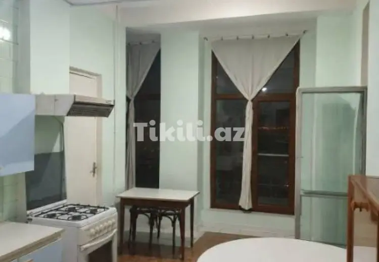 1 700 000 AZN - 4 otaqlı mənzil Satılır, İçəri şəhər, Səbail, Bakı