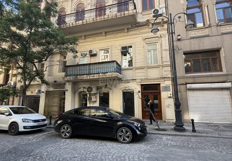 26 m² Obyekt / Ofis Satılır, Səbail, Bakı