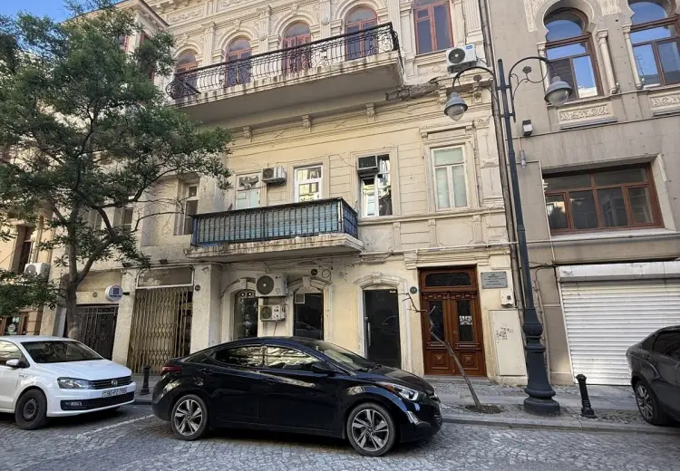 26 m² Obyekt / Ofis Satılır, Səbail, Bakı