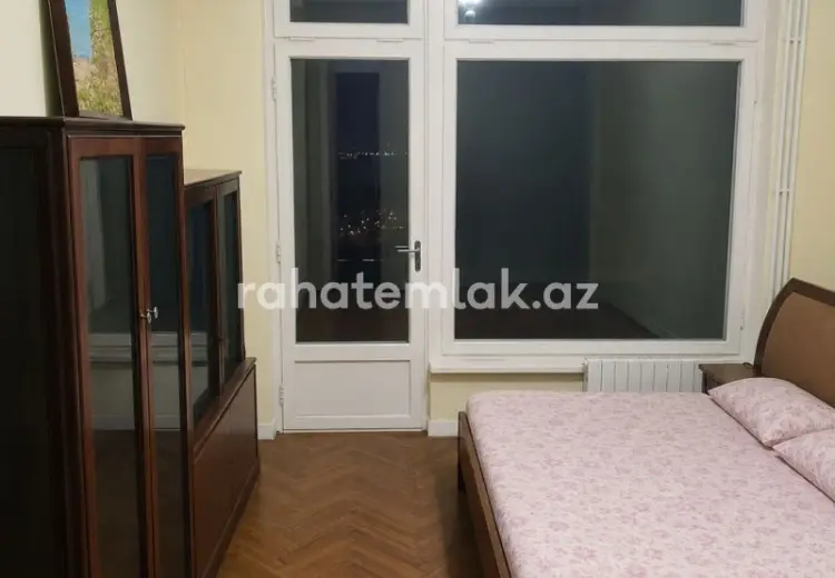 1 700 000 AZN - 4 otaqlı mənzil Satılır, Səbail, Bakı