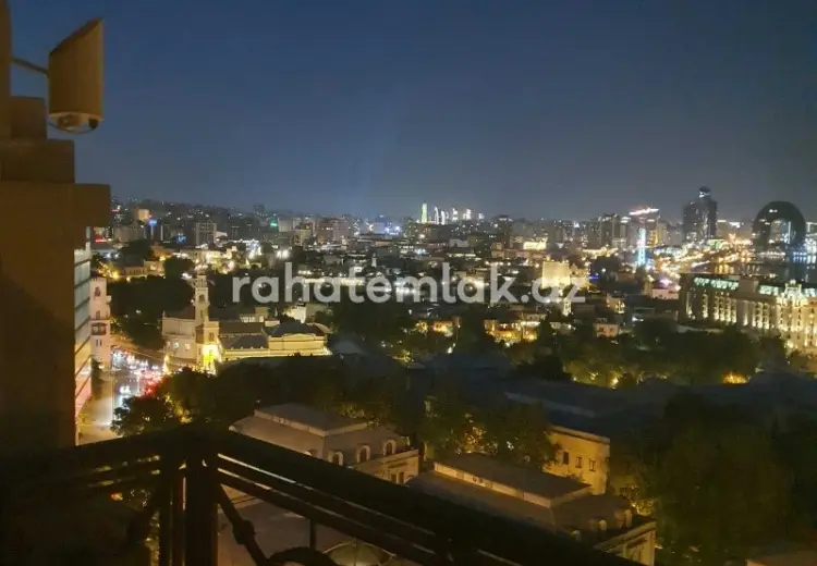 1 700 000 AZN - 4 otaqlı mənzil Satılır, Səbail, Bakı