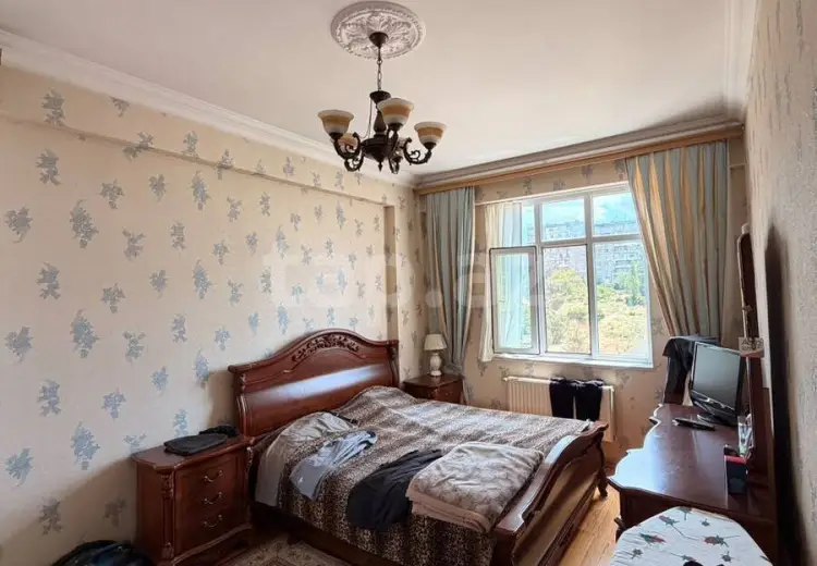 3 otaqlı mənzil , Bakı