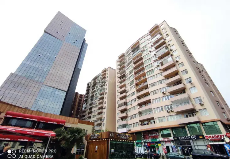2 otaqlı mənzil Satılır, Xətai, Bakı