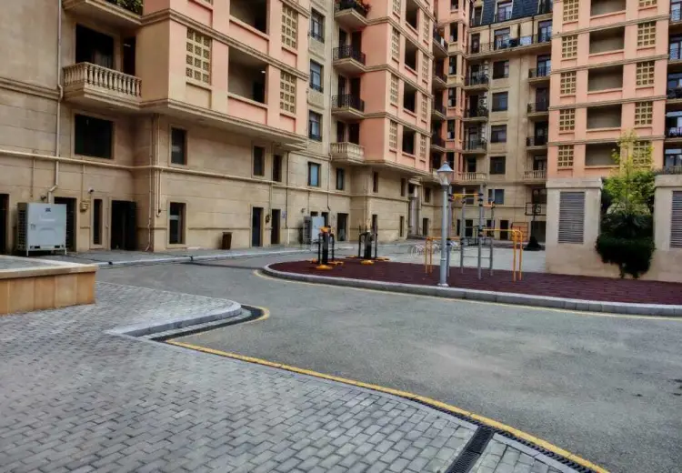44 m² Obyekt / Ofis Satılır, Ağ şəhər, Xətai, Bakı
