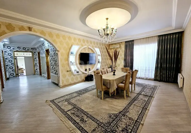 4 otaqlı mənzil , Gəncə