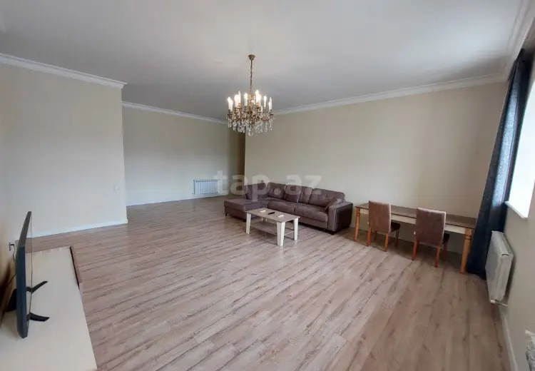 1 700 AZN - 3 otaqlı mənzil Kirayə (aylıq), Bakı