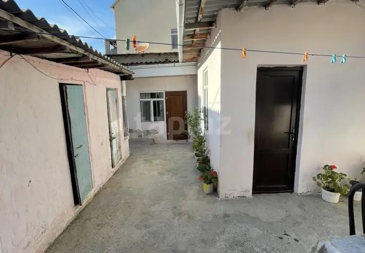 4 otaqlı mənzil , Bakı