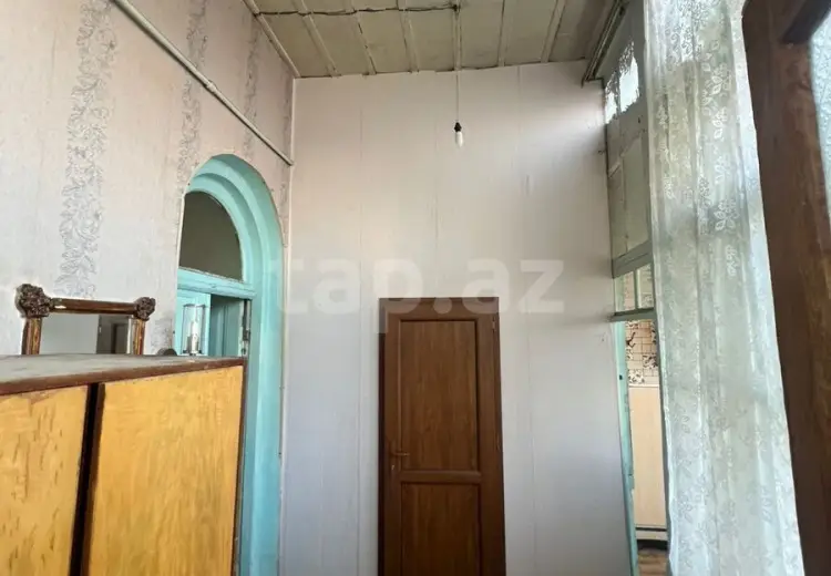 10 otaqlı mənzil , Gəncə