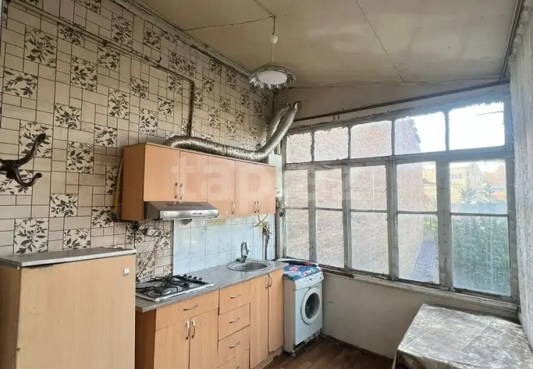 10 otaqlı mənzil , Gəncə