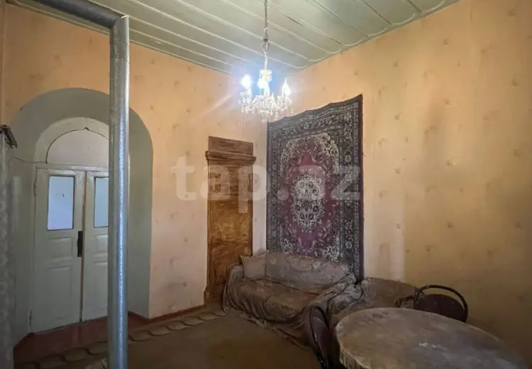 10 otaqlı mənzil , Gəncə