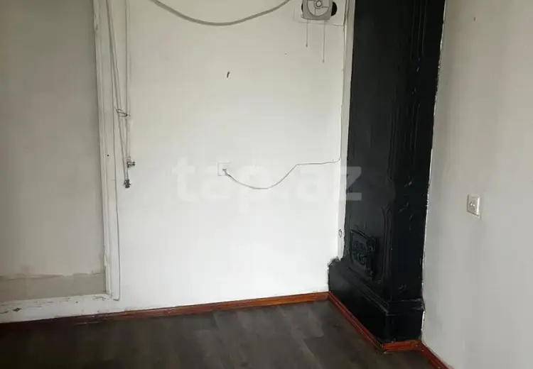 10 otaqlı mənzil , Gəncə