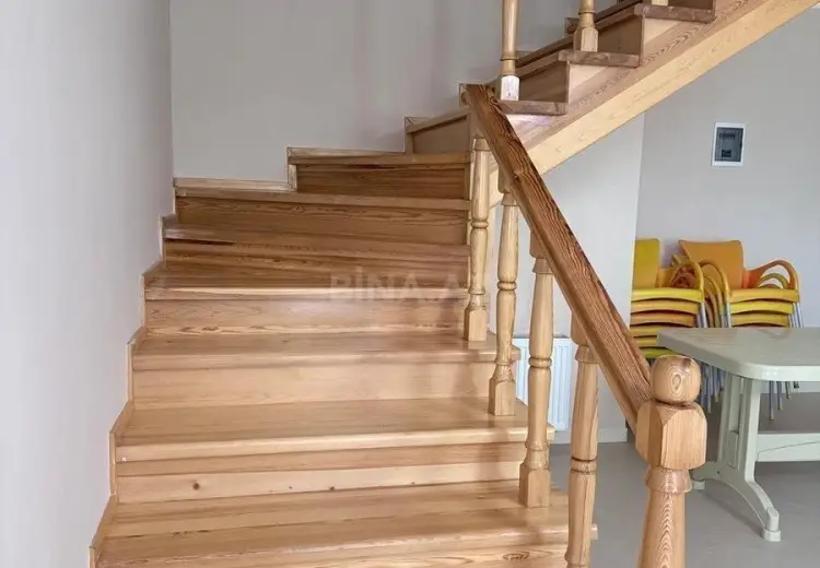 8 otaqlı mənzil Satılır, Şamaxı