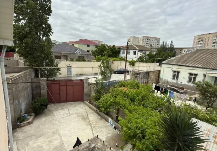 8 otaqlı mənzil , Sumqayıt