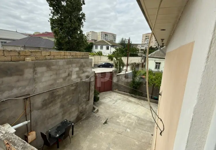8 otaqlı mənzil , Sumqayıt