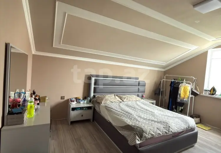 8 otaqlı mənzil , Sumqayıt