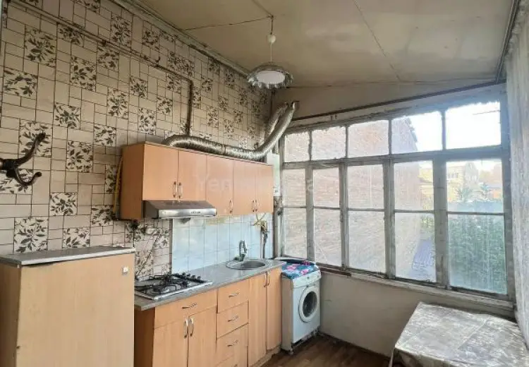 10 otaqlı mənzil Satılır, Gəncə