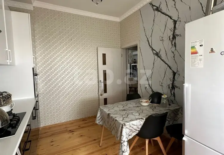 4 otaqlı mənzil , Xırdalan