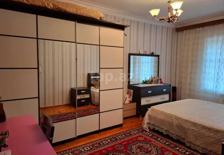 4 otaqlı mənzil , Bakı