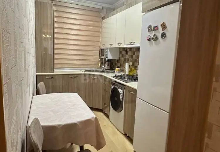 11 otaqlı mənzil Satılır, Abşeron