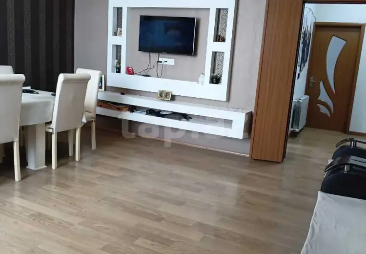 4 otaqlı mənzil , Bakı