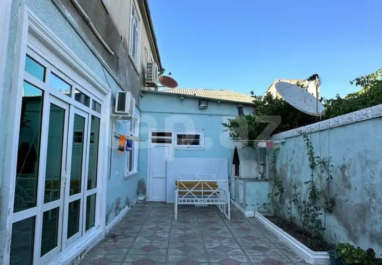 11 otaqlı mənzil , Xırdalan